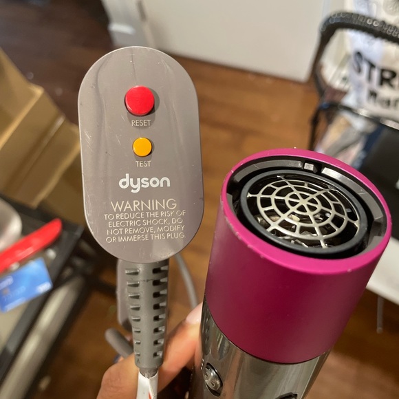 Dyson Pink HS01 Airwrap Complete Styler! W New Coanda and long barrel attachs. - Picture 11 of 16